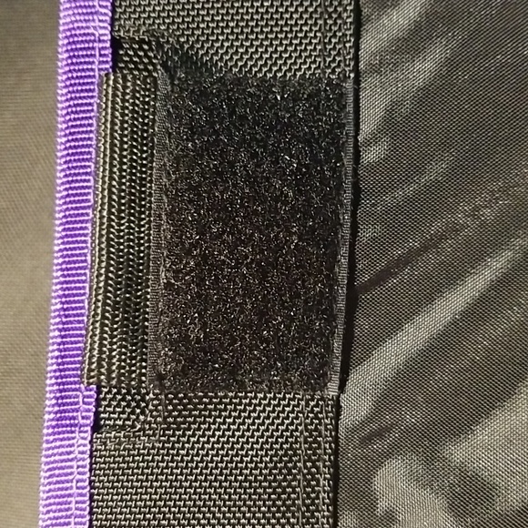 NWOTS Crop in Style portfolio w/ability to hang lots of pockets & sleeves - Picture 14 of 14